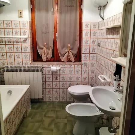 Holiday home Casa Irene Per Famiglie E Gruppi Con Piscina *