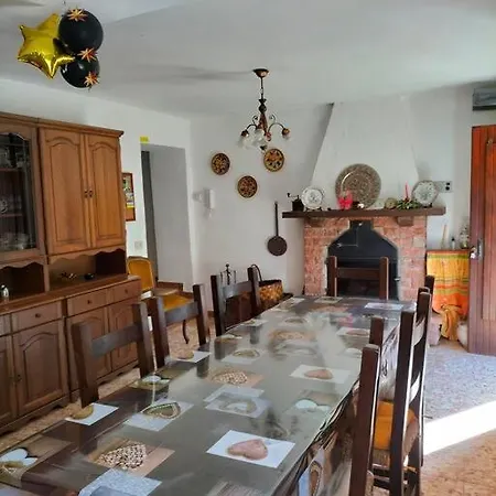 Casa Irene Per Famiglie E Gruppi Con Piscina